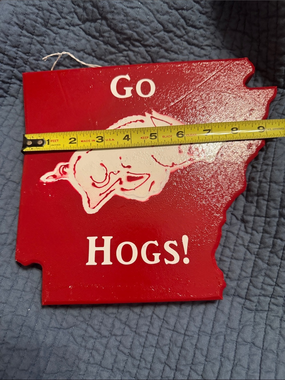 Go Hogs! Razorback Wall Plaque - Red with White Lettering - Picture 4 of 5